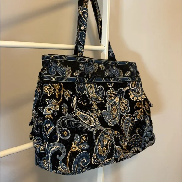Vera Bradley Black and Gold Paisley 3 Piece Set - Picture 5 of 16